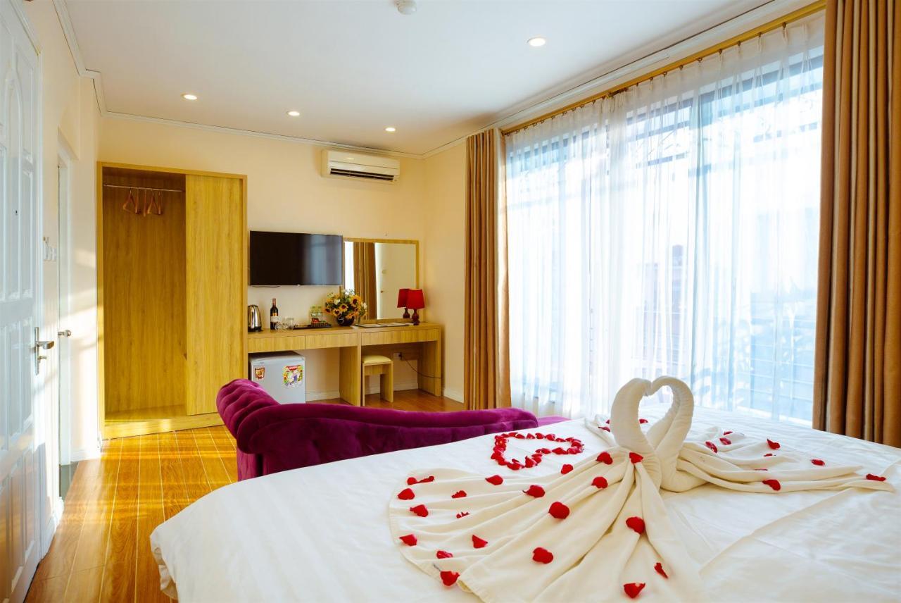 Royal Hotel Ha Noi Hanoi Exterior photo